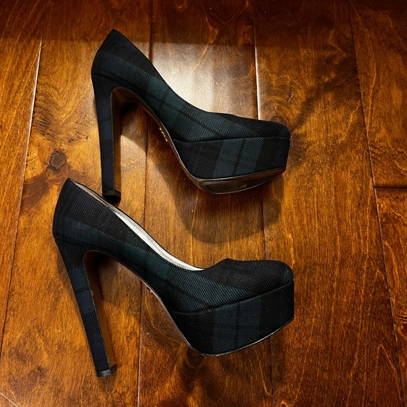 Prada Anthrocite Tartan Platform Heels. - Picture 7 of 10